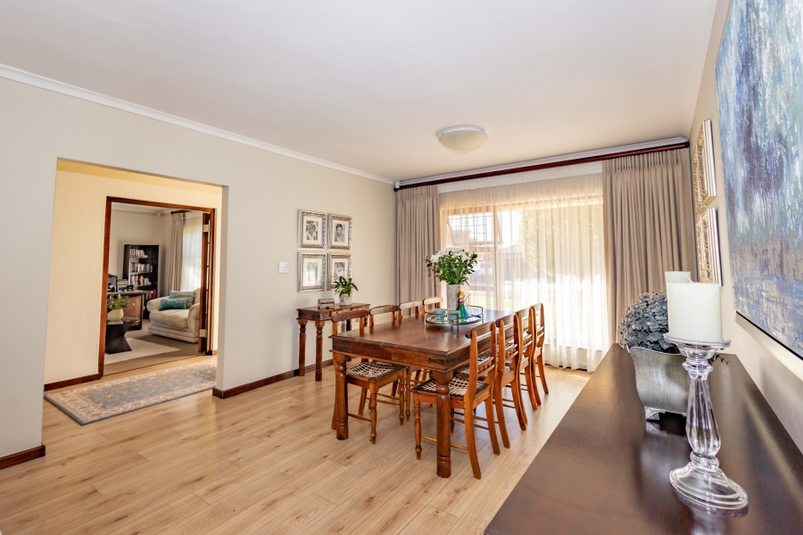 4 Bedroom Property for Sale in Sonstraal Western Cape